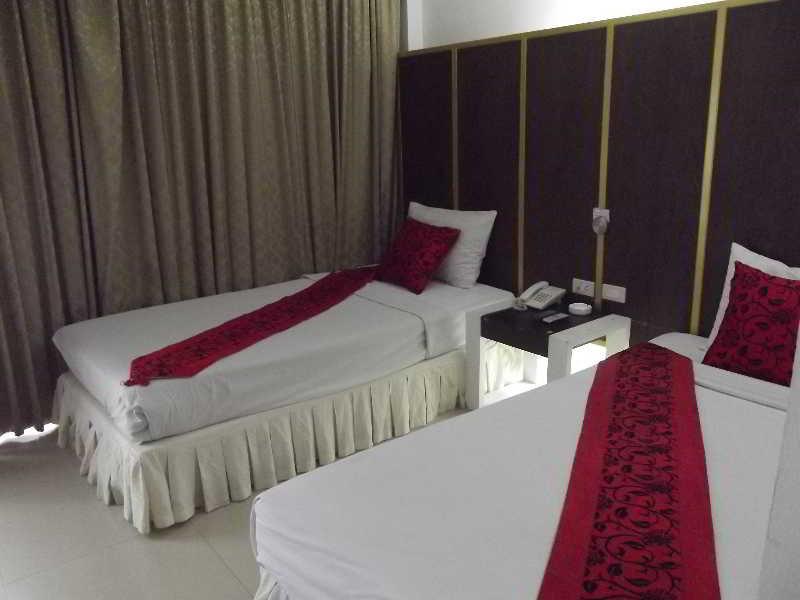 בנגקוק Khurana Inn מראה חיצוני תמונה